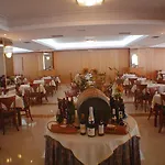 Szálloda Continental Palace Pszalídi