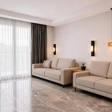 Continental Palace 호텔 4*