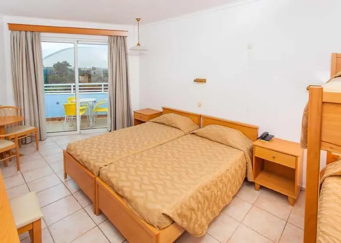 Hotel Continental Palace 4*