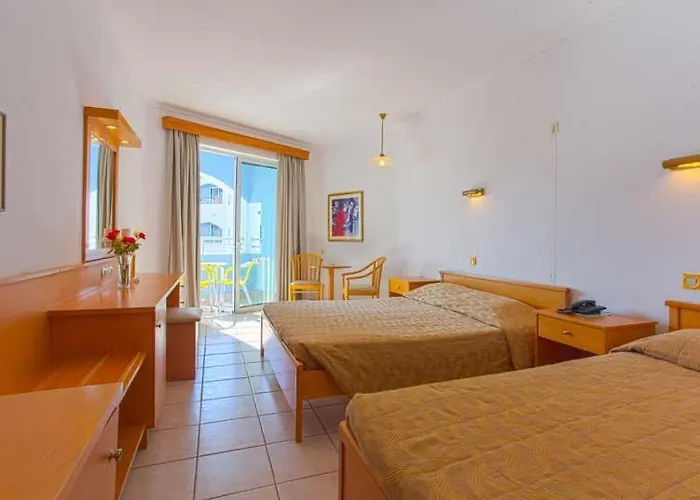 Continental Palace Hotel 4*